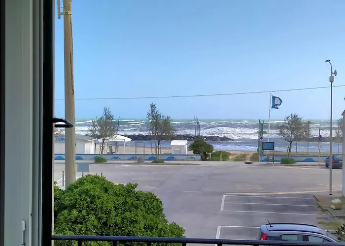 Apartment Fronte Mare Lu *